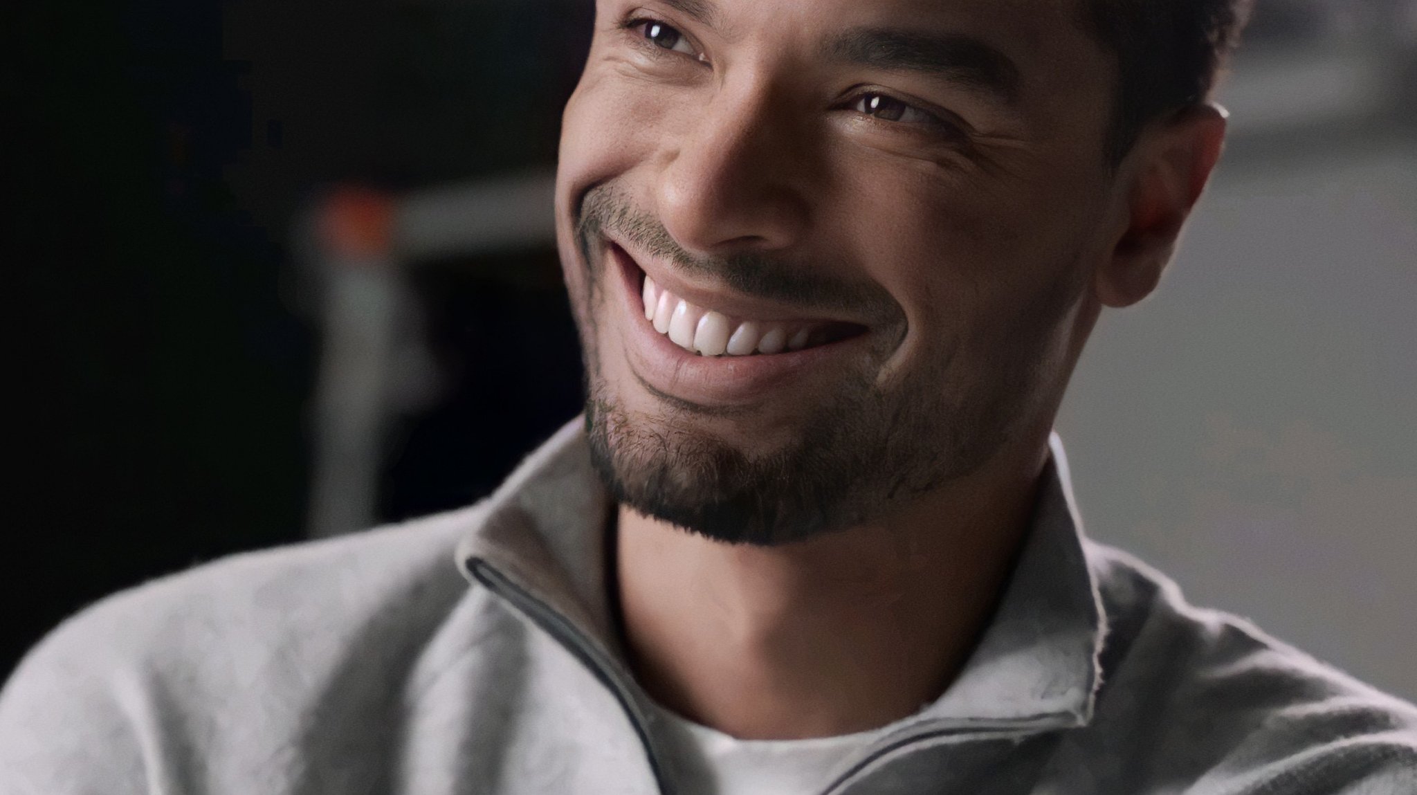 Regé-Jean Page candidato come miglior attore agli HCA TV Awards