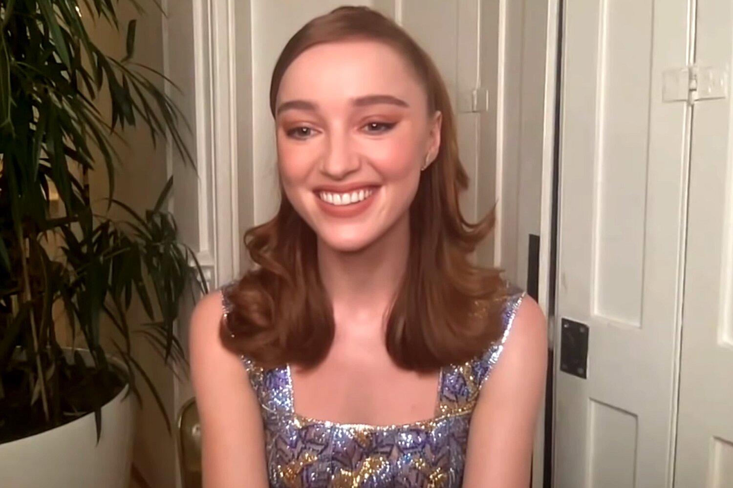 Phoebe Dynevor sarà la guest star del remake britannico di Call My Agent!