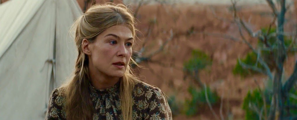 Hostiles: il film di Scott Cooper con protagonisti Christian Bale e Rosamund Pike