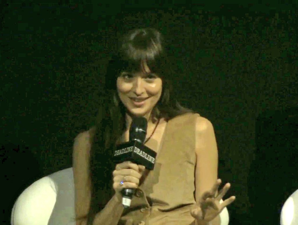 Deadline's Contenders Film London 2021: Dakota Johnson racconta la sua esperienza in The Lost Daughter