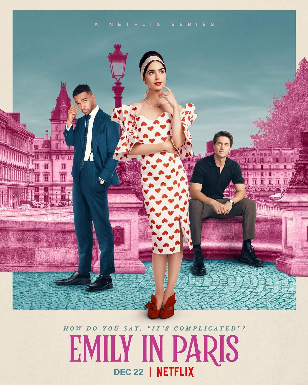 Emily in Paris 2: Lily Collins parla del suo personaggio e del suo ruolo di produttrice esecutiva della serie