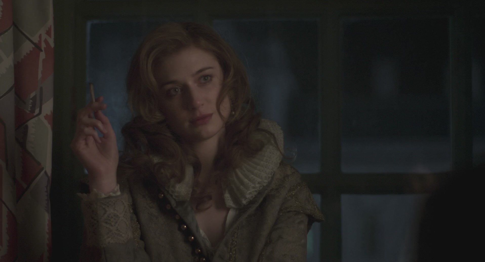 Vita & Virginia: il film sulla scrittrice inglese Virginia Woolf con protagonista Elizabeth Debicki