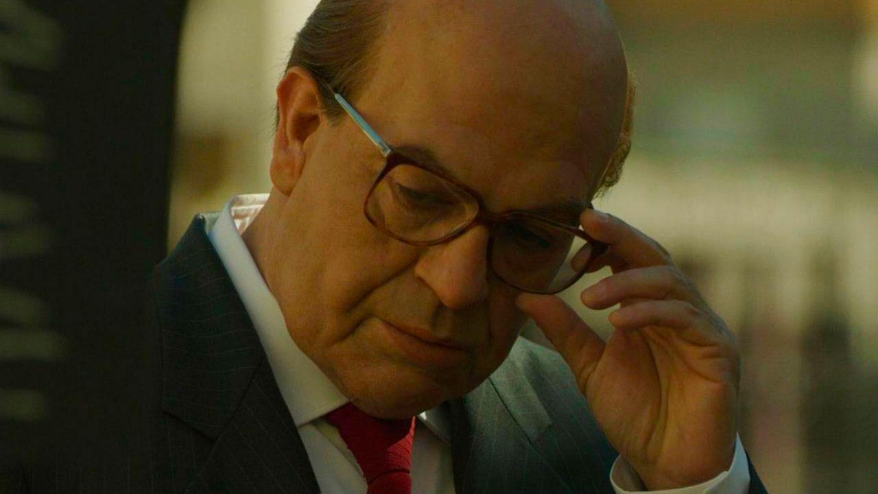 Hammamet di Gianni Amelio con uno straordinario Pierfrancesco Favino nei panni di Bettino Craxi