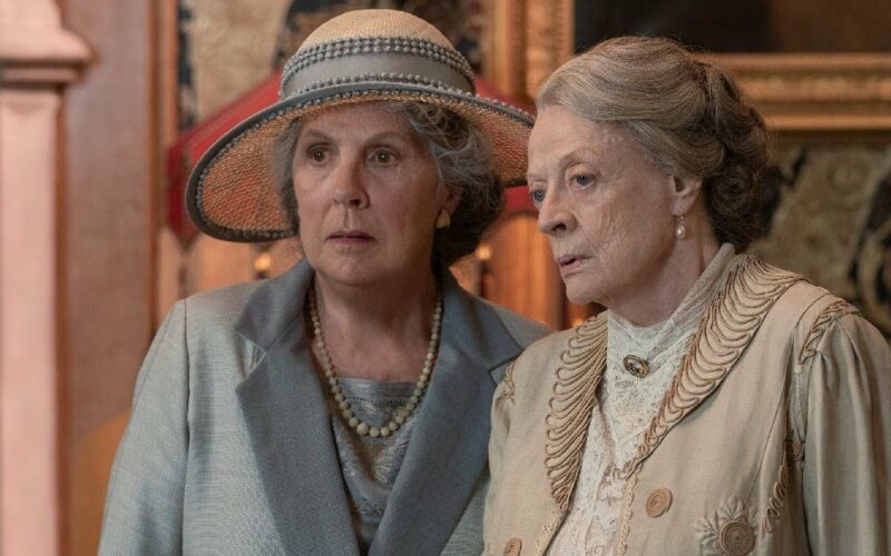 Downton Abbey: A New Era: la prima immagine di Maggie Smith e Penelope Wilton nel nuovo film