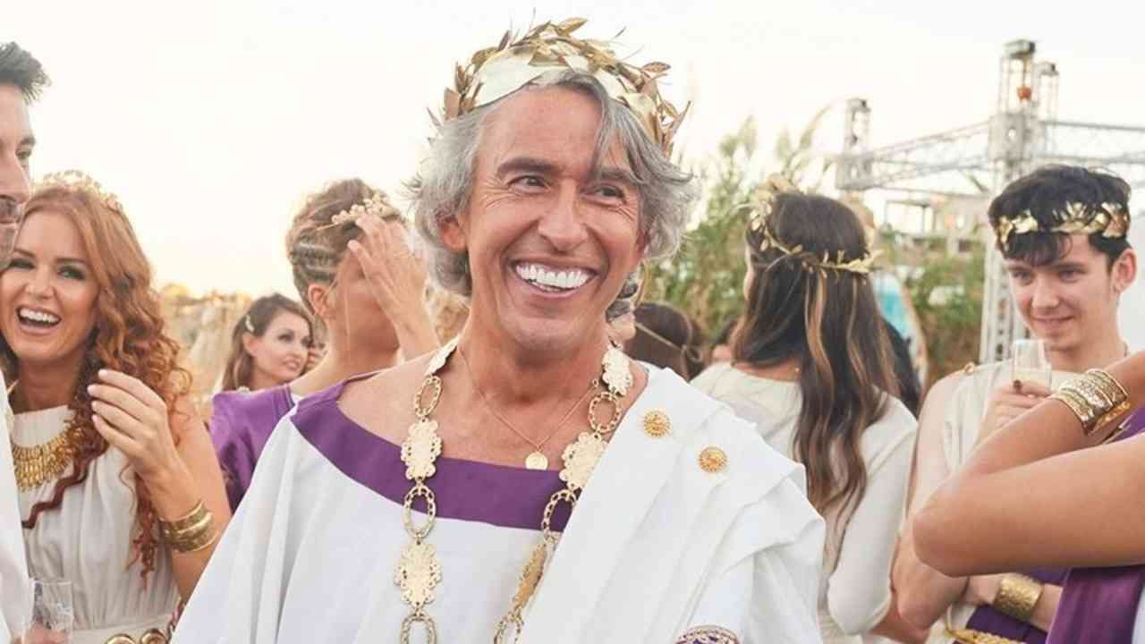 Greed - Fame Di Soldi: su Netflix la commedia britannica con Steve Coogan