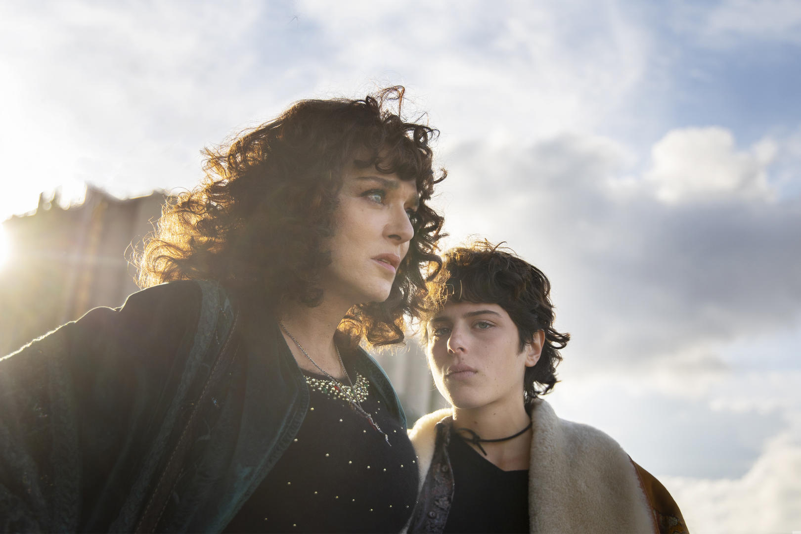 Netflix rivela il cast de La vita bugiarda degli adulti, la serie tratta dal romanzo di Elena Ferrante