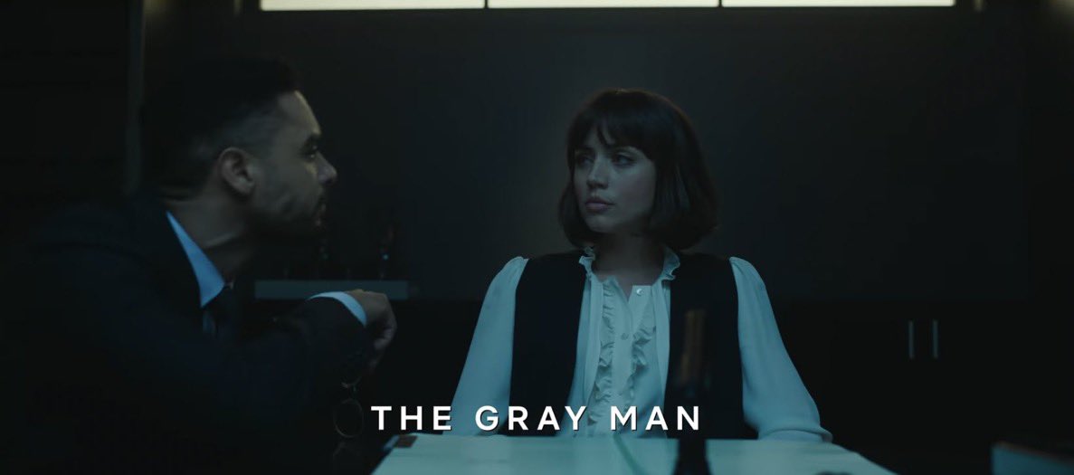 The Gray Man: le prime immagini di Regé-Jean Page nel film Netflix