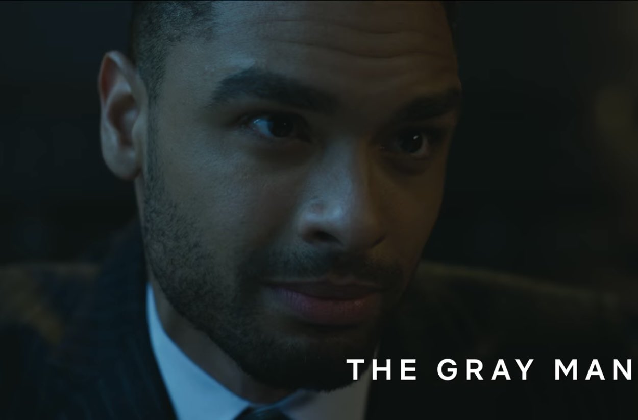 The Gray Man: le prime immagini di Regé-Jean Page nel film Netflix