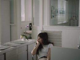 AM I OK?: il film con protagonista Dakota Johnson debutterà in anteprima su HBO Max il 1 settembre 2022