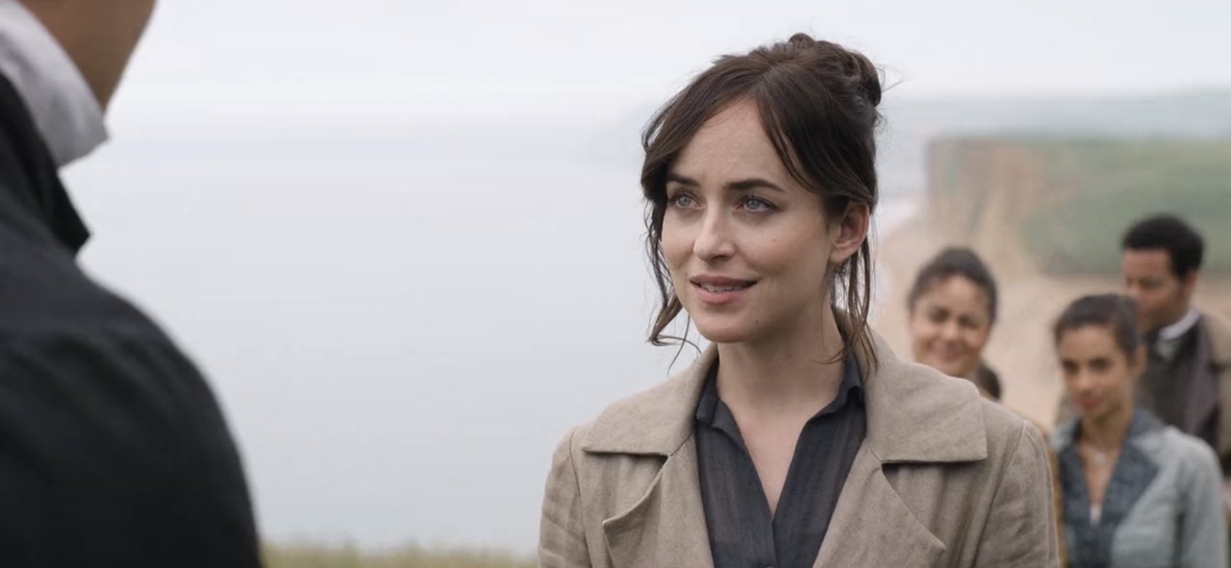 Persuasion, la regista Carrie Cracknell rassicura i fan di Jane Austen: «Il trailer ha distorto la qualità del film»