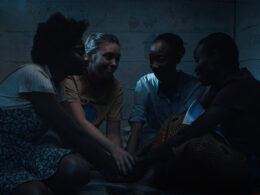 Gli alberi della pace: su Netflix il film ispirato alla vera storia di quattro donne che si nascondono durante il genocidio in Ruanda