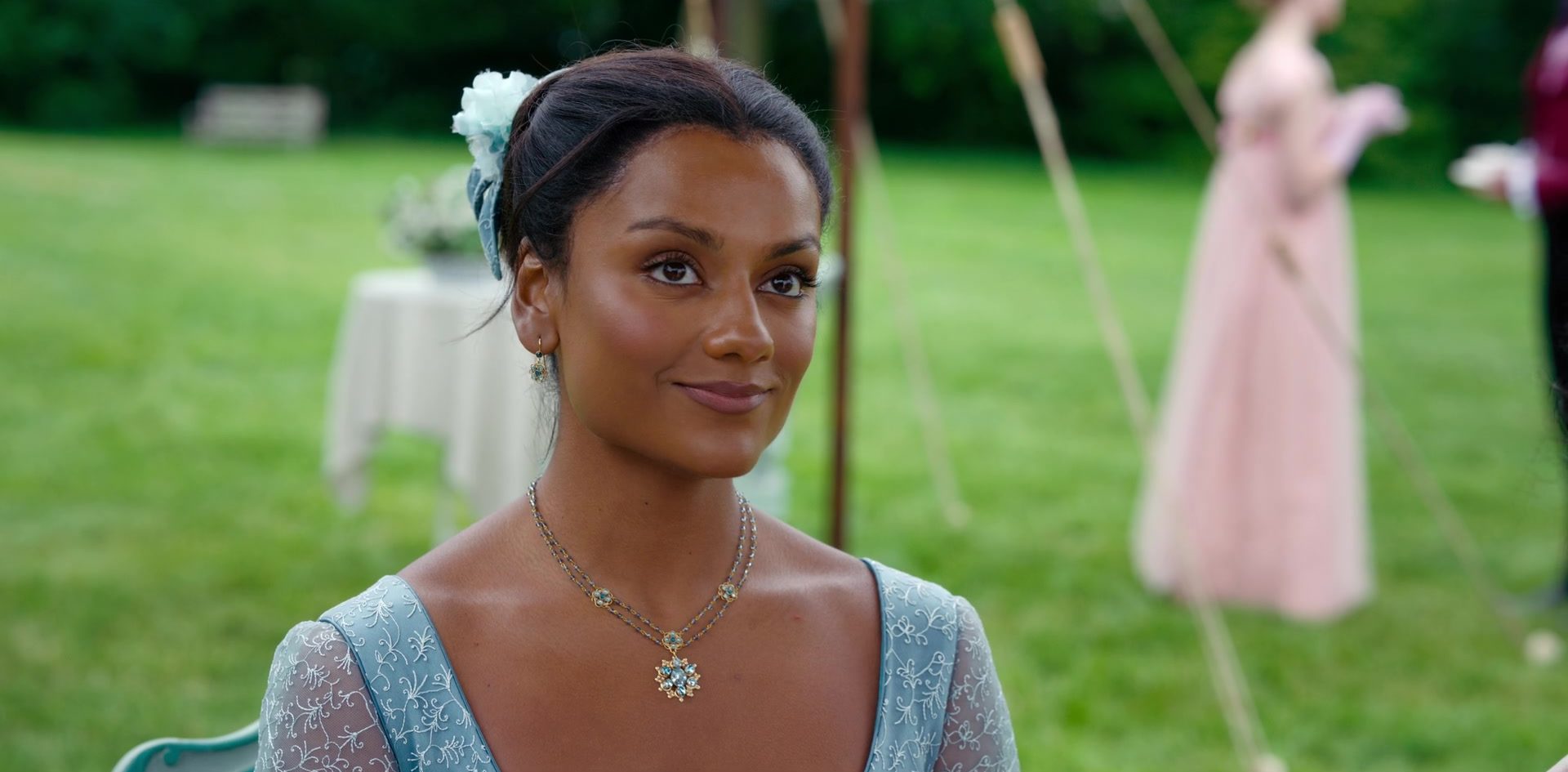 HCA TV Awards 2022: Simone Ashley conquista la candidatura come miglior attrice per Bridgerton