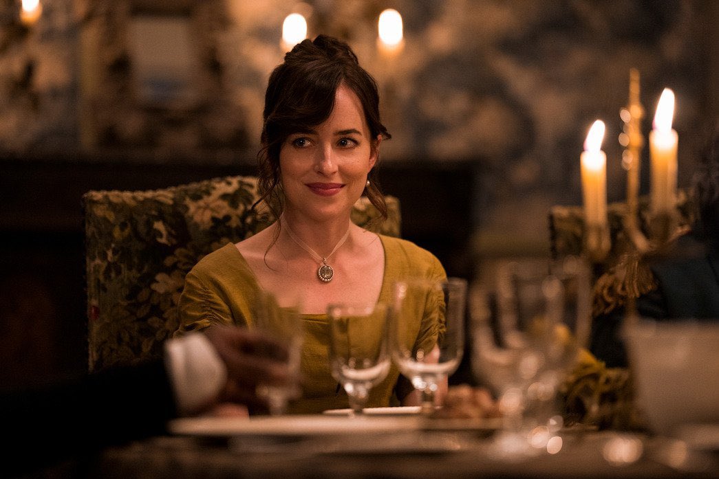 Persuasion, Dakota Johnson risponde alle critiche negative sul film: «Questa è la nostra versione della storia. Non deve piacere a tutti, sono aperta ad ogni conversazione»