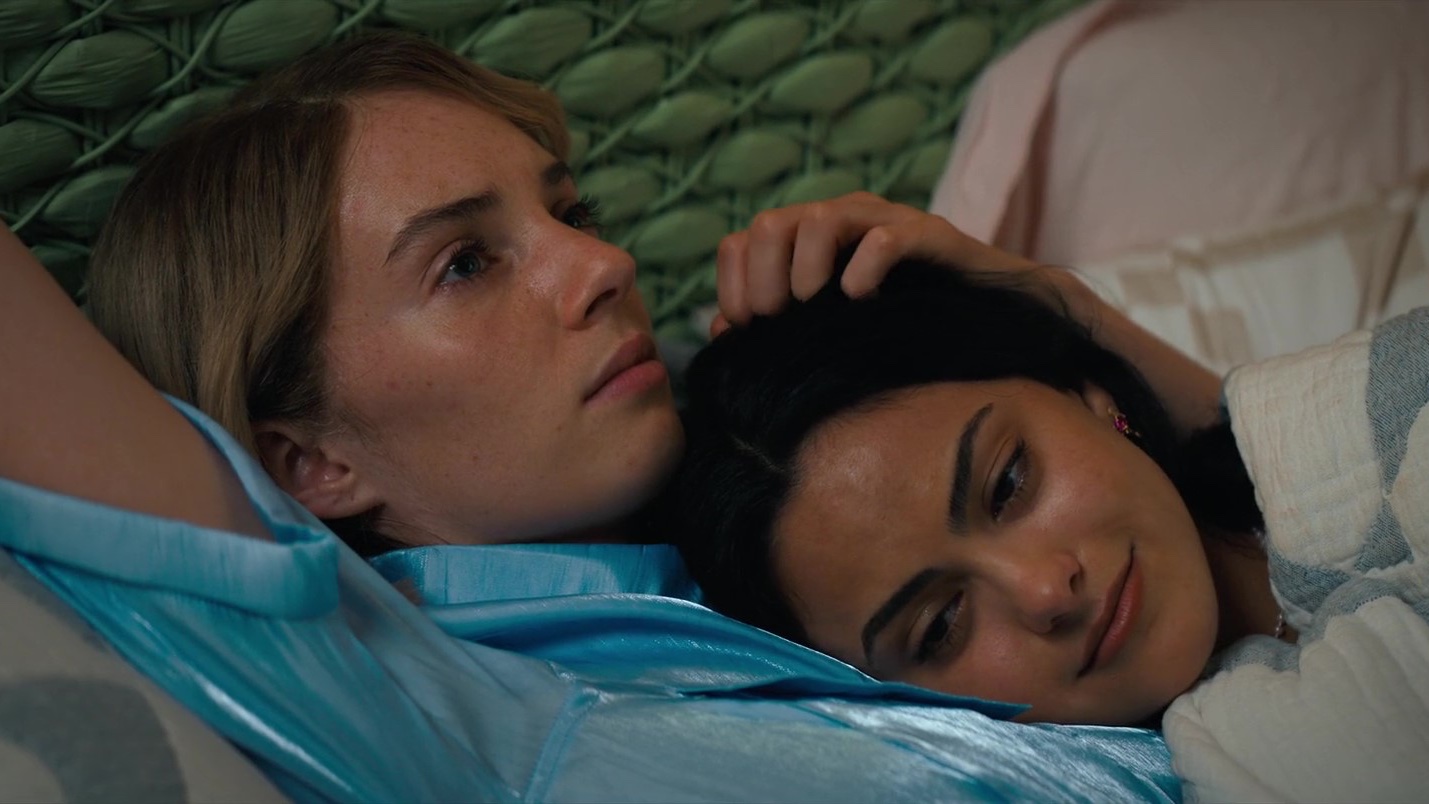 Do Revenge: Maya Hawke parla del film di Netflix che sta conquistando il pubblico
