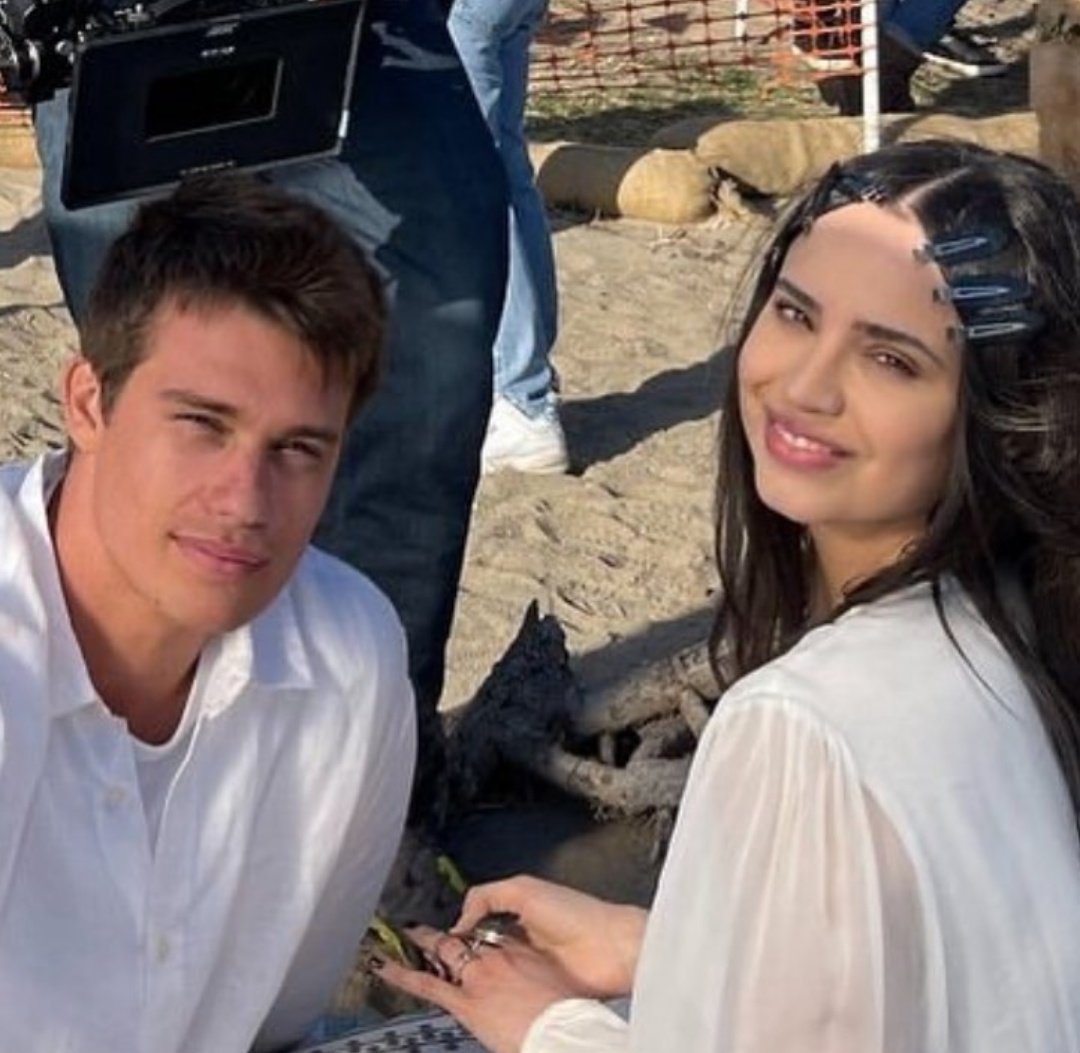 Purple Hearts: Nicholas Galitzine racconta il momento in cui lui e Sofia  Carson hanno capito che il film stava avendo successo