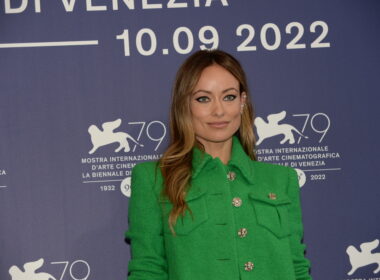 Don't Worry Darling, Olivia Wilde supporta Florence Pugh contro i media: ''Le donne del film sono state messe l'una contro l'altra''