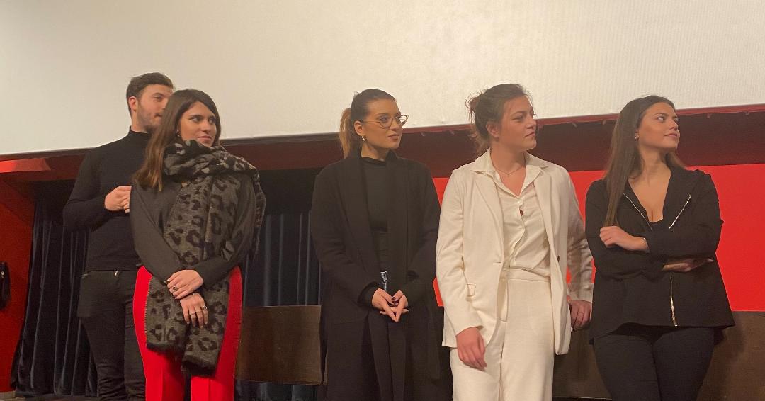 Gli attori di Mare Fuori e de L'amica geniale sostengono il corto La scelta, creato dai ragazzi della Scuola del Fare al Modernissimo