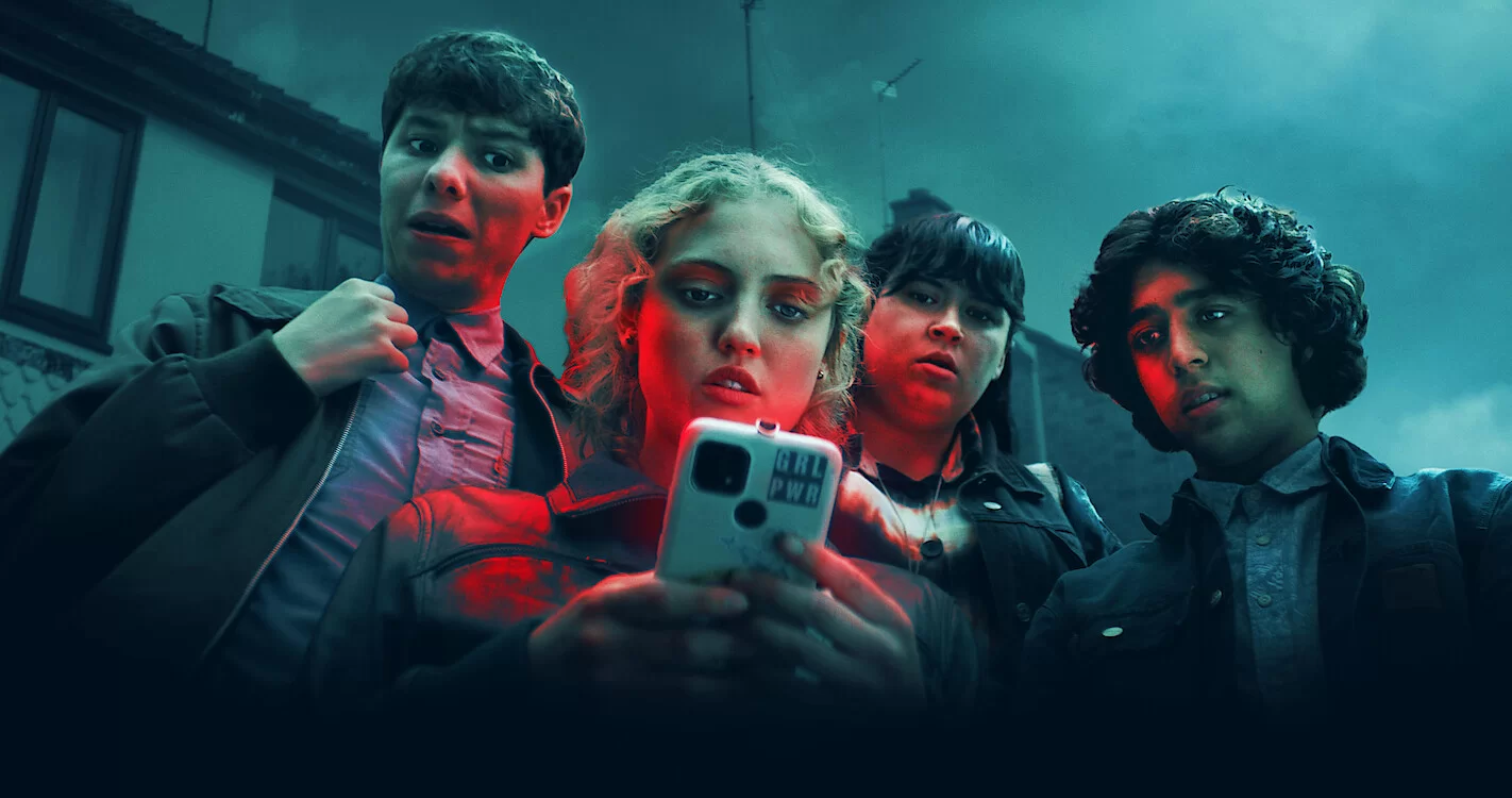 Red Rose: su Netflix arriva la serie horror che racconta di un gruppo di adolescenti in pericolo