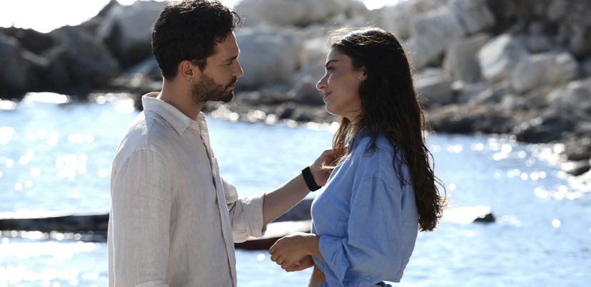 Voglio crederci: il film romantico turco di Netflix racconta di una giornalista e un fotografo che si rincontrano dopo anni