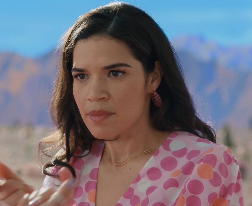 Barbie: America Ferrera rivela di aver girato 50 volte il suo monologo sul set del film con Margot Robbie