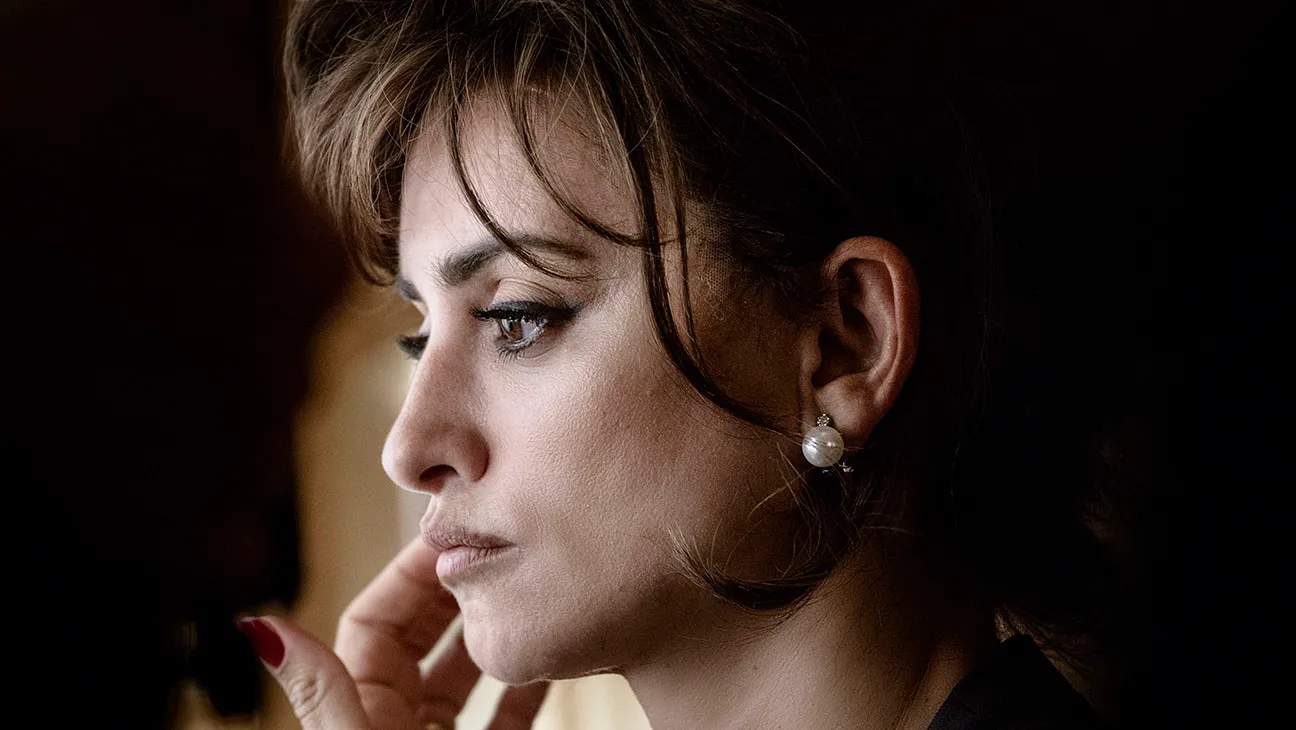 Penélope Cruz sarà la protagonista del film I giorni dell'abbandono tratto dal romanzo di Elena Ferrante
