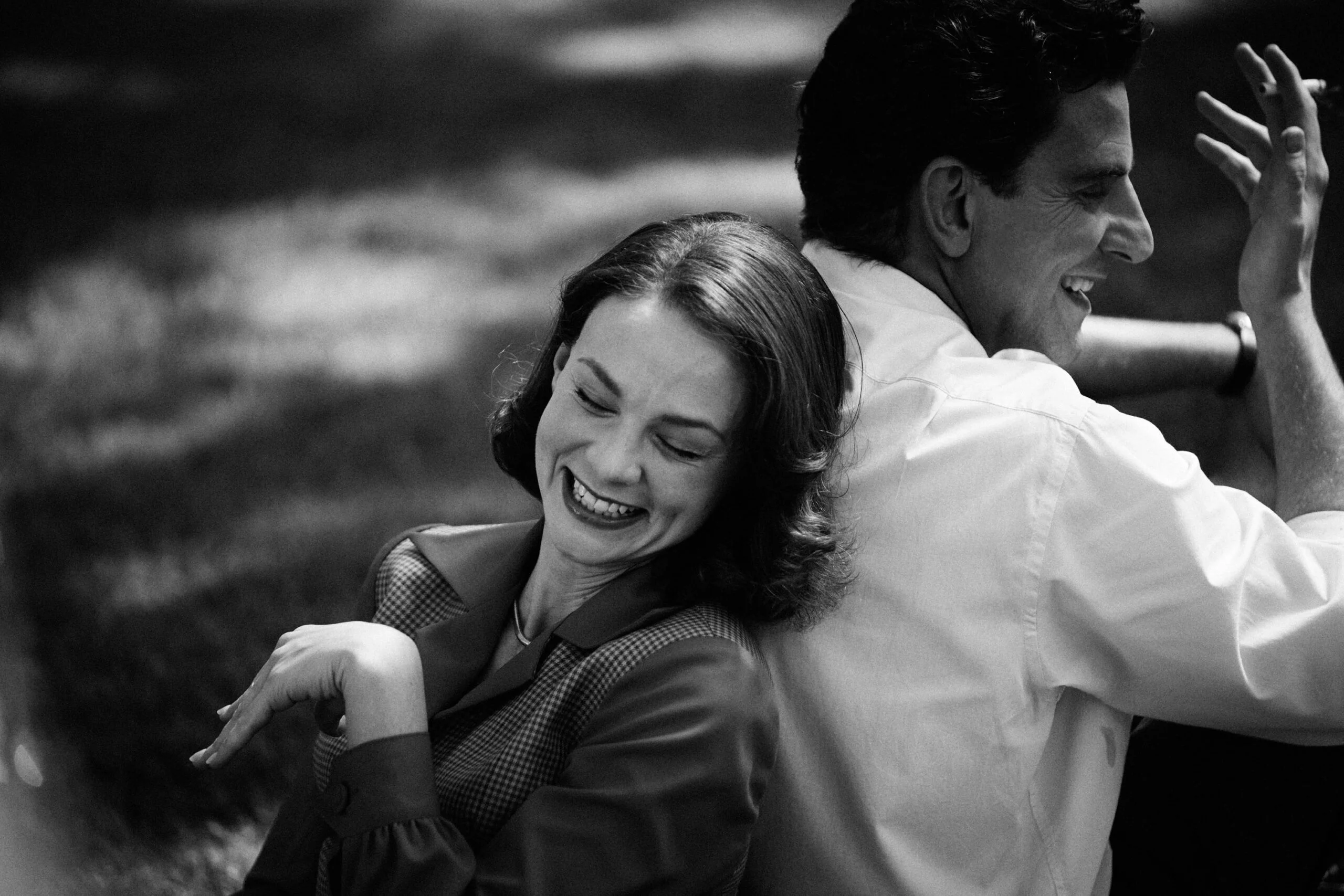 Maestro: su Netflix il film che racconta la storia d'amore tra Leonard Bernstein e Felicia Montealegre