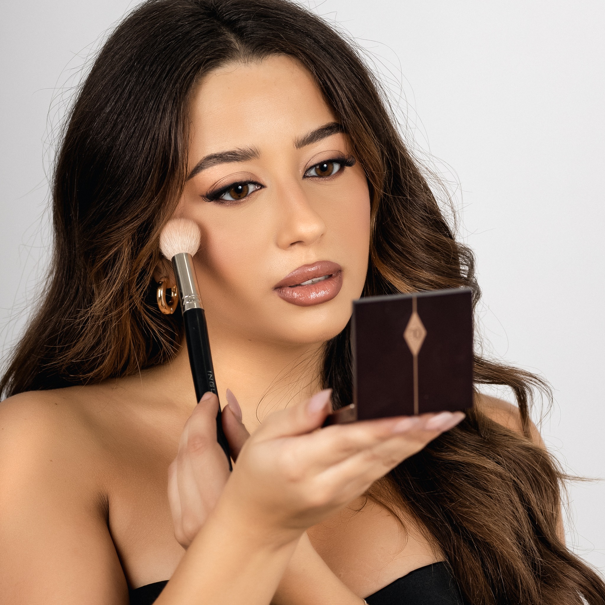 Intervista a Santa Pirozzi: la giovane make-up artist e i suoi consigli per un trucco perfetto
