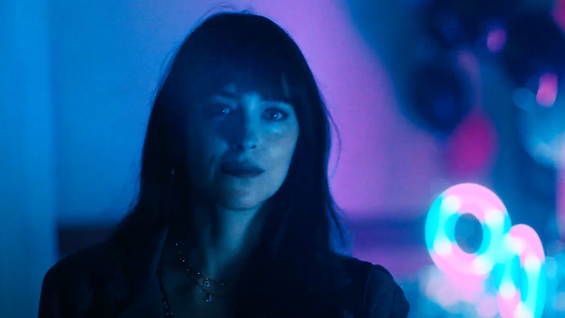 Materialists: Dakota Johnson è la protagonista del nuovo film di Celine Song con Pedro Pascal e Chris Evans