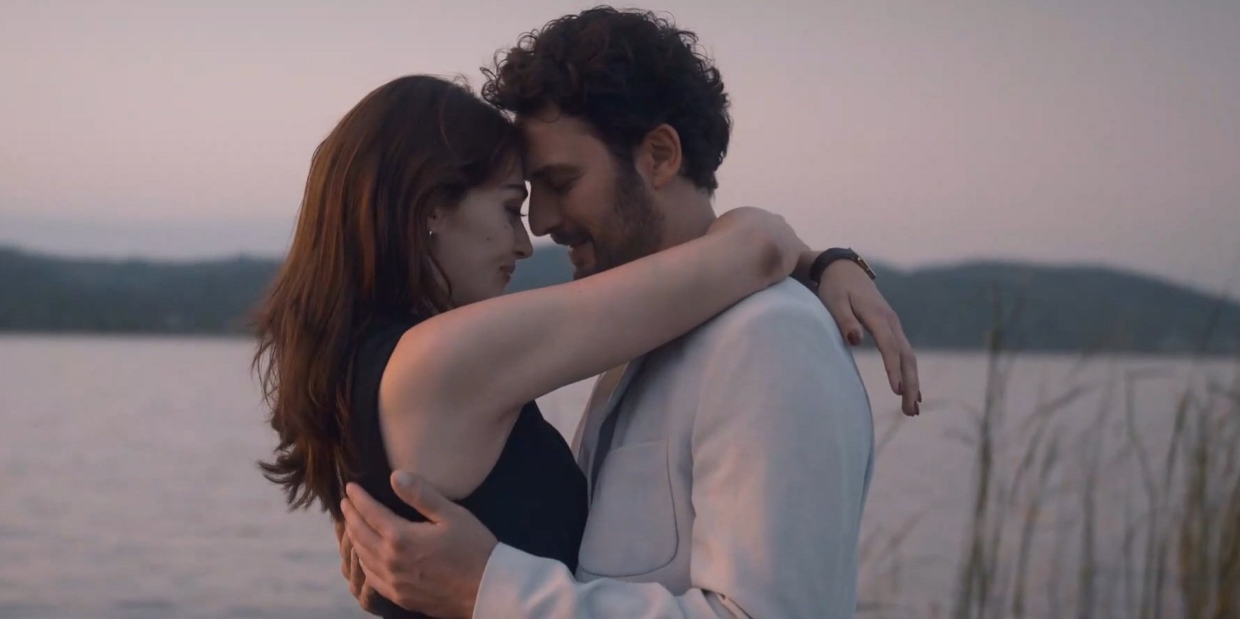 Art of Love: il nuovo film di Netflix racconta la storia d'amore tra un'agente e un affascinante ladro