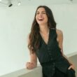 Il diavolo veste Prada 2: Anne Hathaway pubblica la prima immagine di Andy sul set dell'atteso sequel
