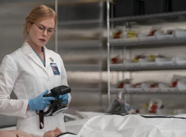 Scarpetta: le prime immagini della serie con Nicole Kidman tratta dai bestseller di Patricia Cornwell, disponibile dall’11 marzo