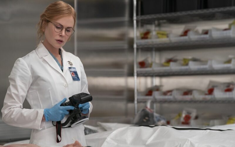 Scarpetta: le prime immagini della serie con Nicole Kidman tratta dai bestseller di Patricia Cornwell, disponibile dall’11 marzo