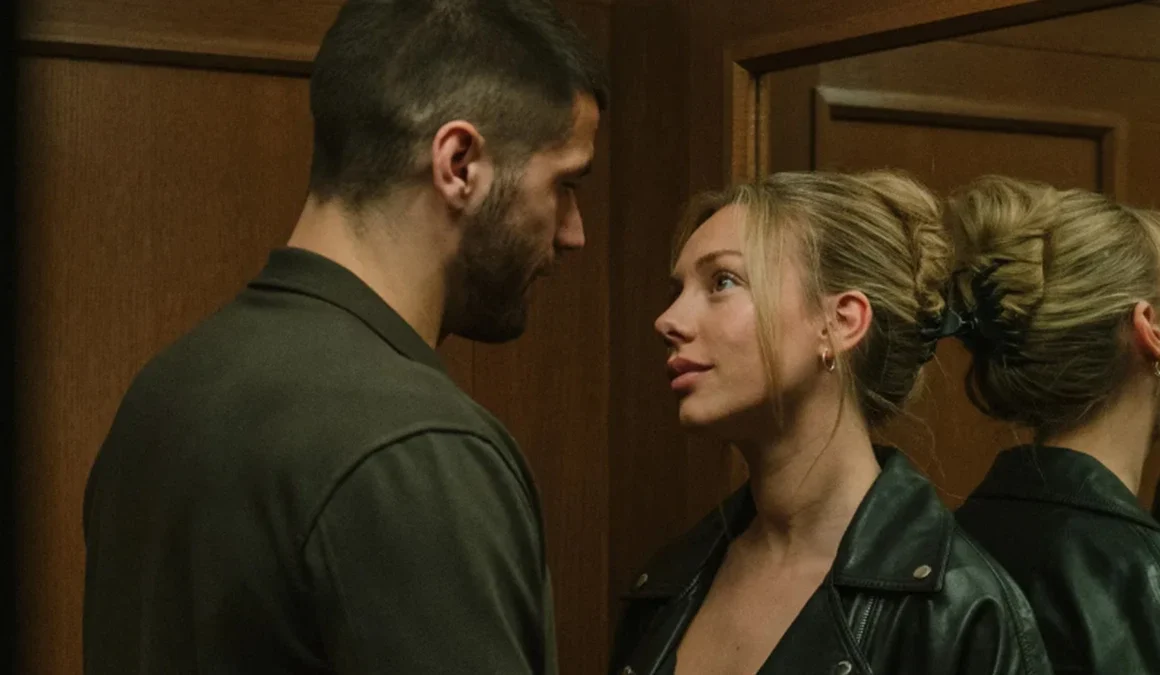 Marfil – gli opposti: Ester Expósito parla della chimica con Hugo Diego García sul set del film